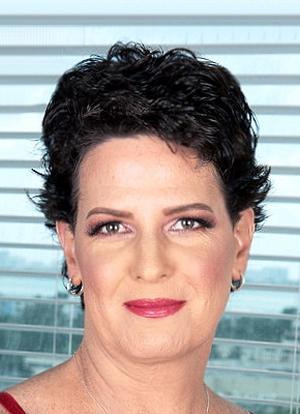 Beth McKenna