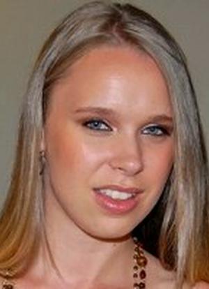 Anna Stevens