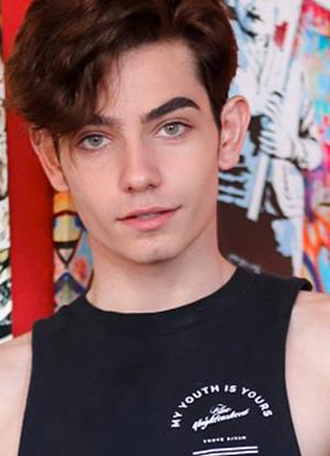 Eli Bennet