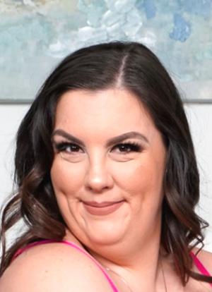 Krissy Kurves